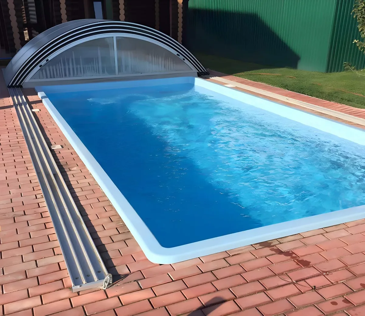 Laguna 7 — вечернее освещение в Ульяновске